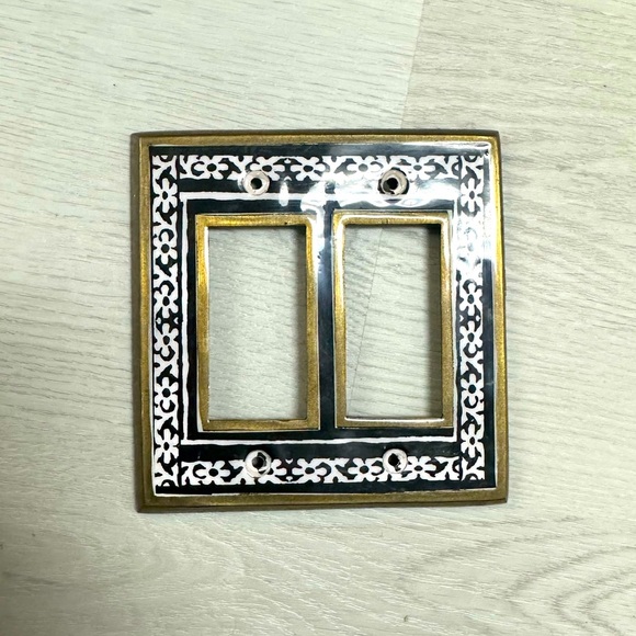 Anthropologie Rosita Double Rocker Lightswitch Cover. - Picture 3 of 4